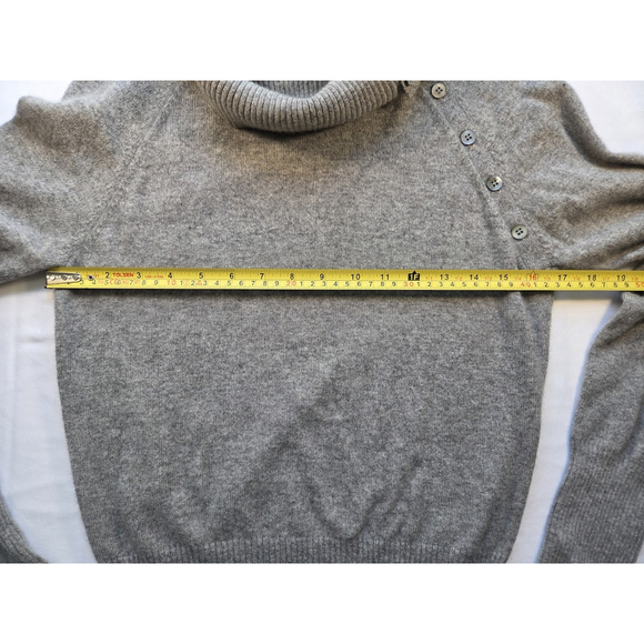 Valarie Steven's Womans 2 Ply Cashmere Sweater Cowl Neck Size Medium Gray Soft - Picture 4 of 5